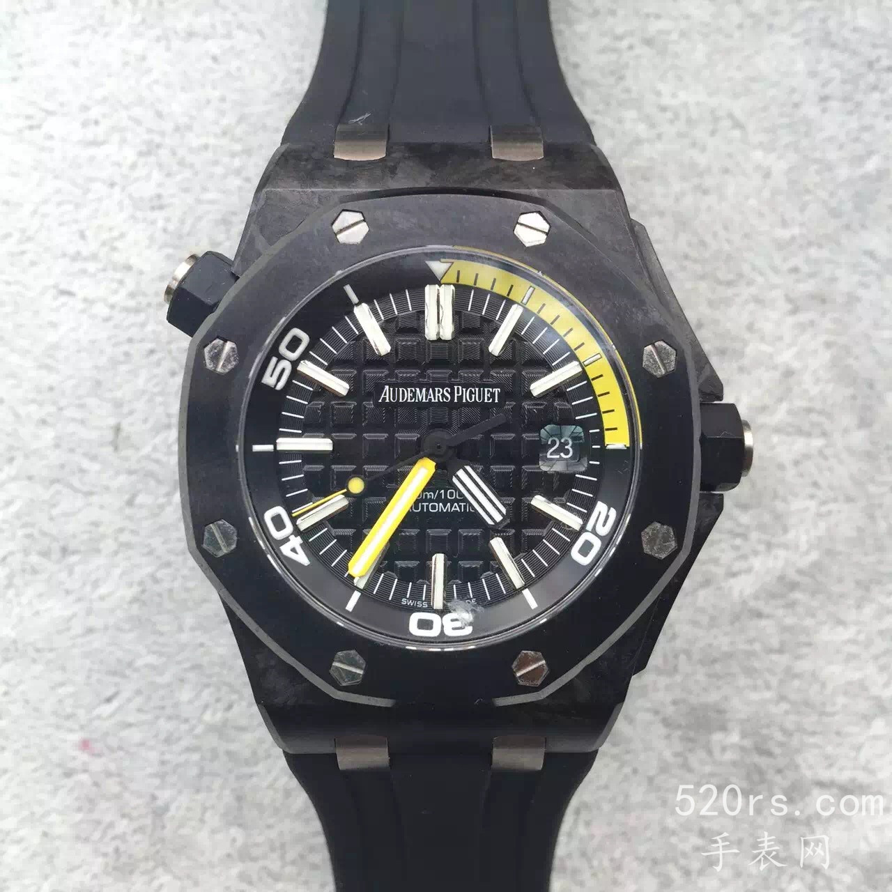 入手手表性价比好些的,入手了一款手表精致又好看