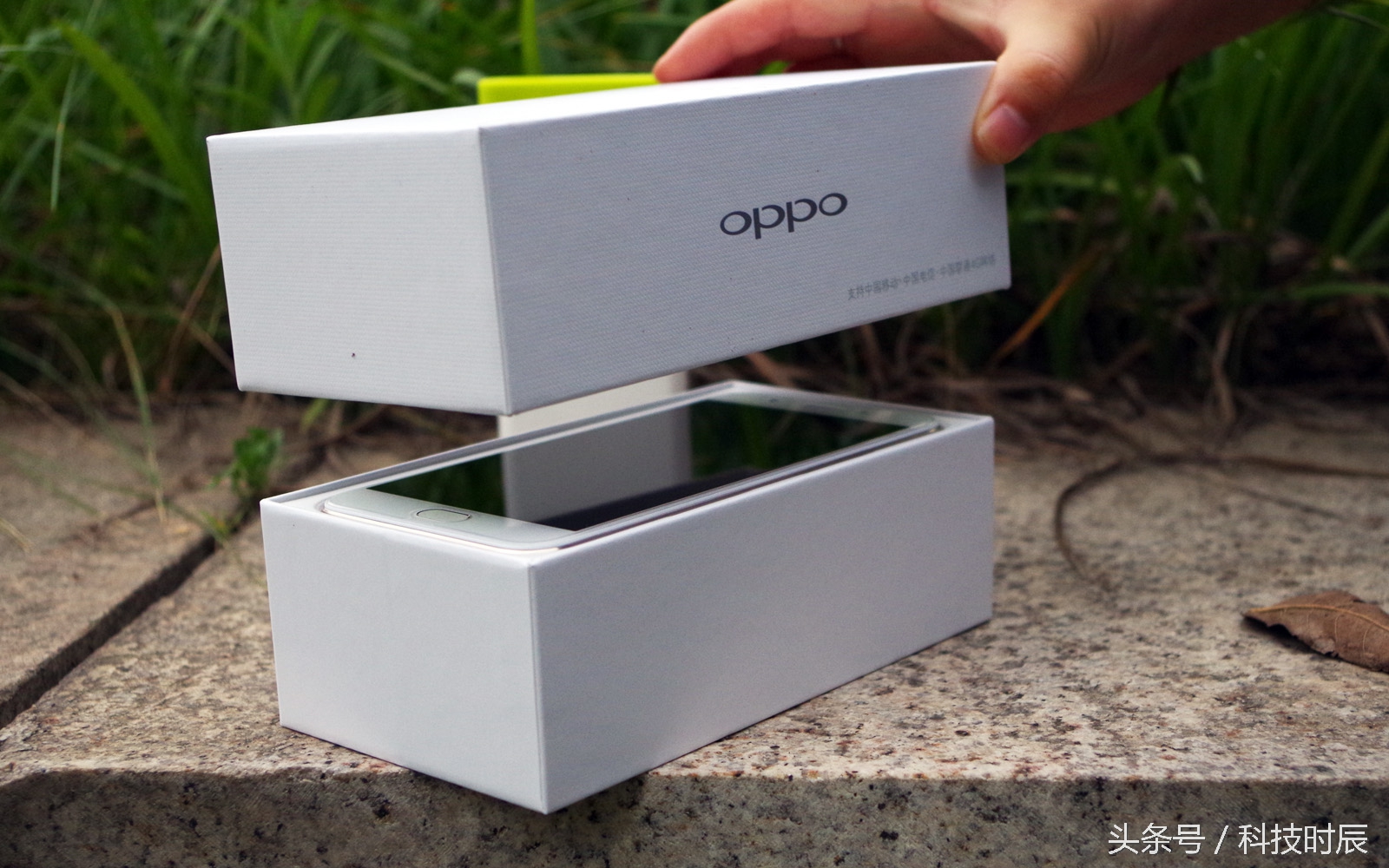 正面指纹解锁的千元机,oppo手机新款a59什么时候上市