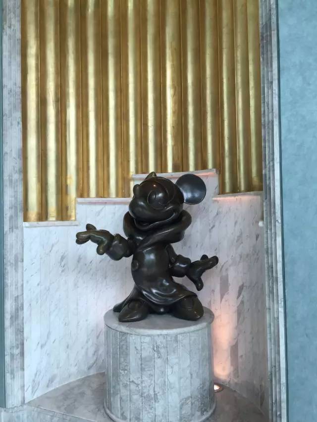 迪士尼好莱坞酒店门口有海边么,迪士尼好莱坞酒店要门票吗