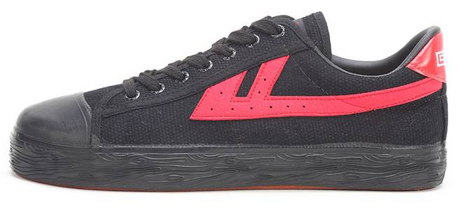 回力红白鞋是什么款,国产品牌回力鞋怎么样