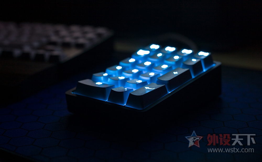 豪物图赏壕好玩，壕过瘾。aboStudioGACnum数字外壳分享