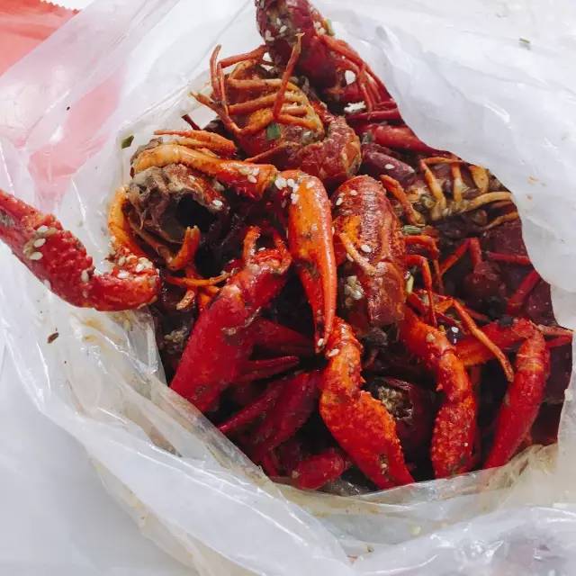 小龙虾外卖到家测评,外卖吃完小龙虾评价