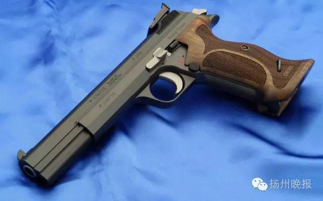 天呐！女教师朋友圈卖这个，牵出惊天大案！18个人被抓朋友圈做生意的都该看看