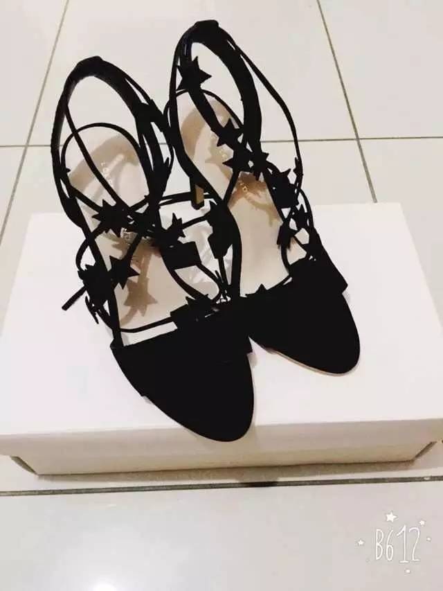 夏天快到了推荐穿什么鞋女,夏天出去玩穿什么鞋子舒服好看