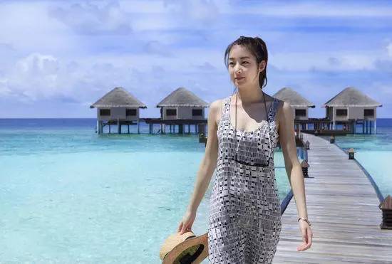 适合夏天背的包包小品牌,适合夏天背的大牌经典包