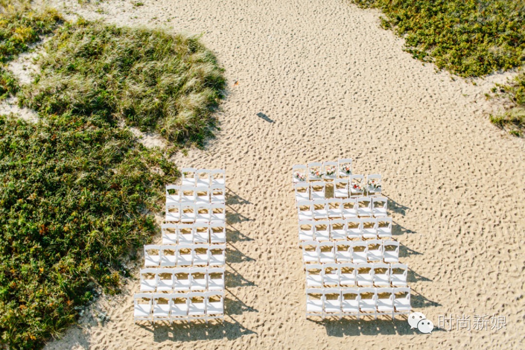 这些眼花缭乱的婚礼,竟然全在沙滩上举行