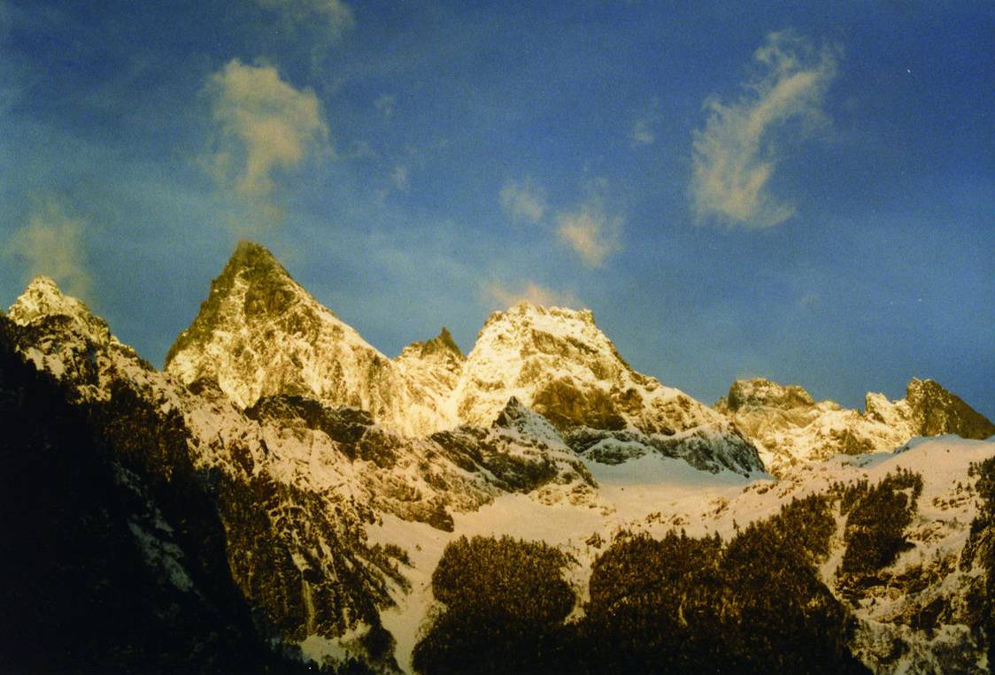 夏天没有WIFI和空调就活不下去了？NO！来云南给你新选择