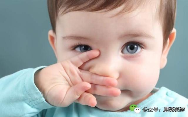 宝宝有眼屎怎么按摩眼睛,宝宝有眼屎妈妈一定要注意