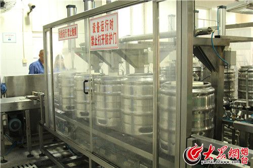 烟台人一天“哈”100吨散啤天气越热喝得越多