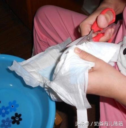 宝宝尿片小技巧,宝宝尿片可以重复使用吗