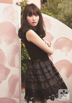 教你夏天搭配出不一样的少女感风,小嶋阳菜穿搭