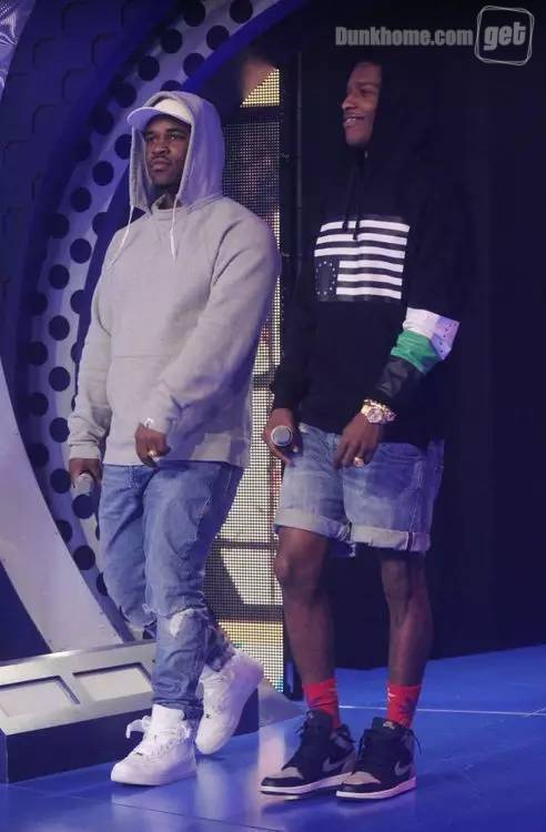 最流行的长袜子,现在流行露脚脖袜子