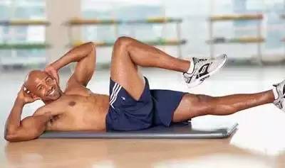 10天练就马甲线翘臀,翘臀和马甲线训练计划女生