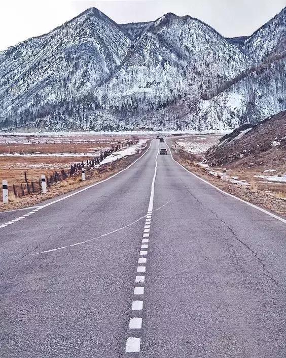 比东南亚划算还免签,只要1W,就能到俄国最美的贝加尔湖!