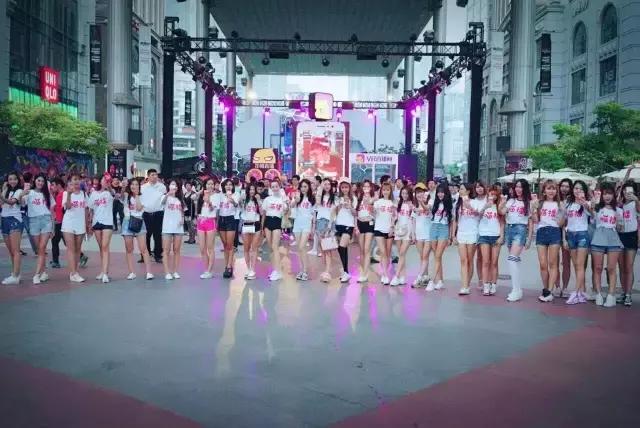 网红推荐七夕情人节礼物,过七夕节的网红都送什么礼物