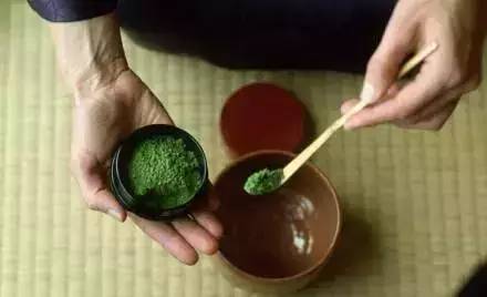 精品|怎么就让游客非买不可，看渗入骨髓的日本抹茶文化