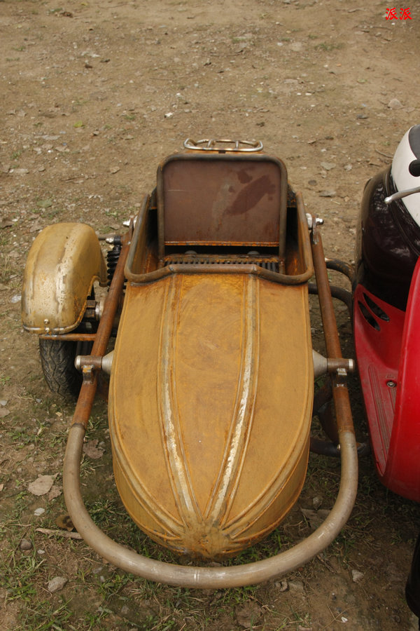 踏板自己能改挎斗吗,踏板能改越野轮吗