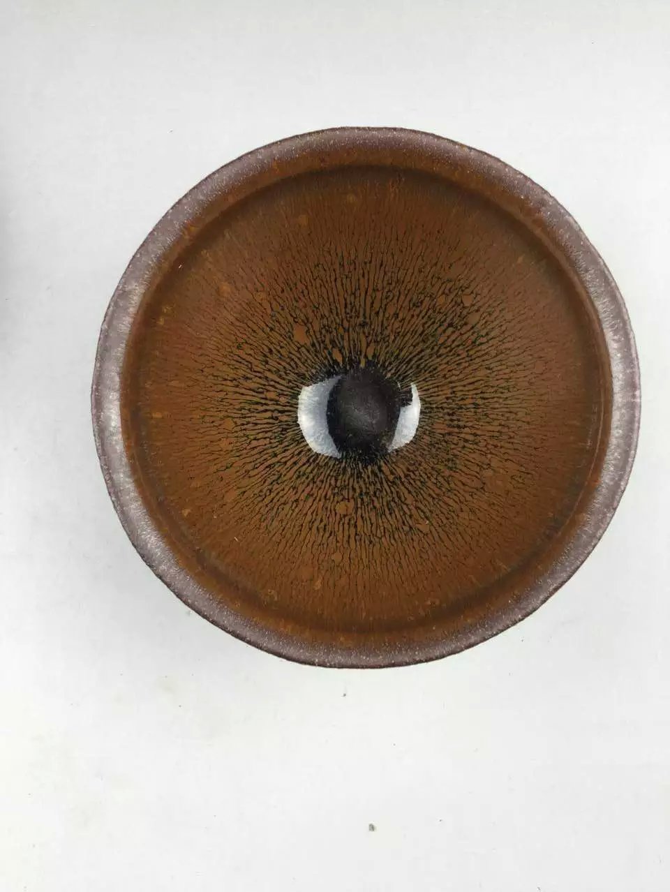 现代仿品宋代建盏的辩识技巧