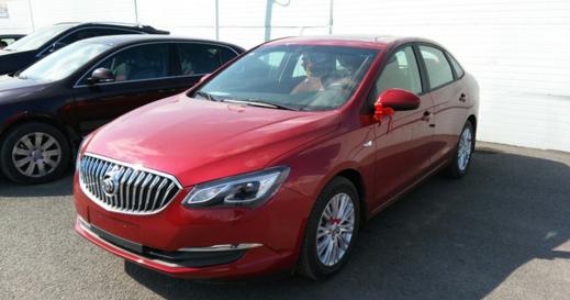 空间足够乘坐舒适,空间宽裕动力足够家用