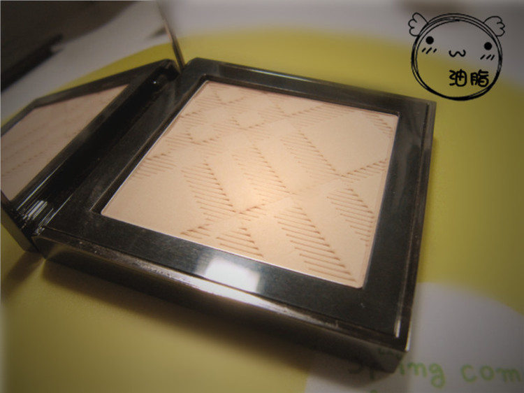 巴宝莉burberry经典,burberry彩妆十大必买经典单品