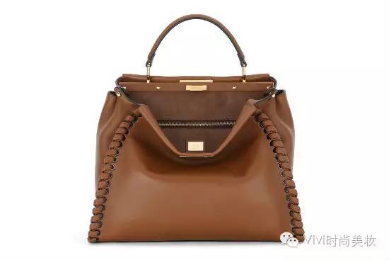最新明星们背什么款式的包,女明星背的休闲包同款