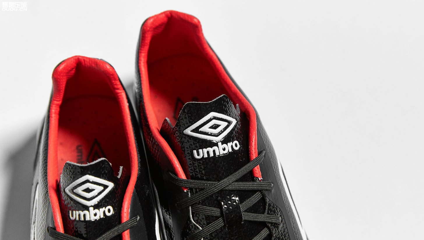 茵宝足球鞋velocita测评,茵宝ux1足球鞋测评