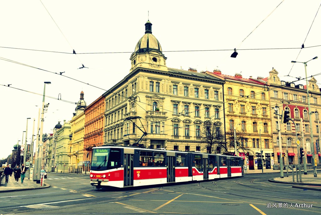 布拉格生命不能承受之轻,布拉格生活真实状况