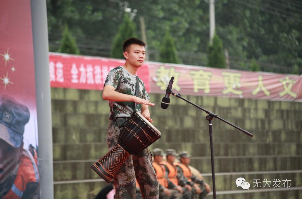 欢送英雄凯旋现场,欢送抗洪救灾人民子弟兵视频