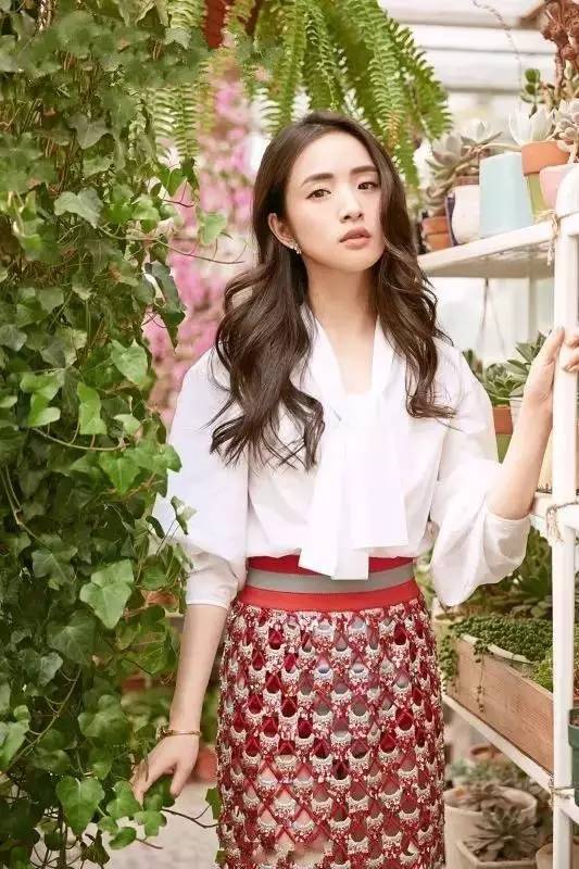 明星撞衫成街衣！品牌公关还不引咎辞职？