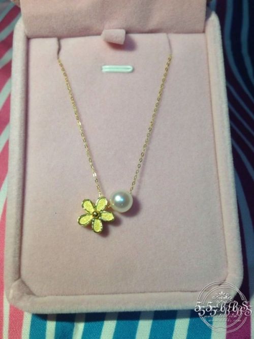 尖头平底鞋valentino,一周看点完整版