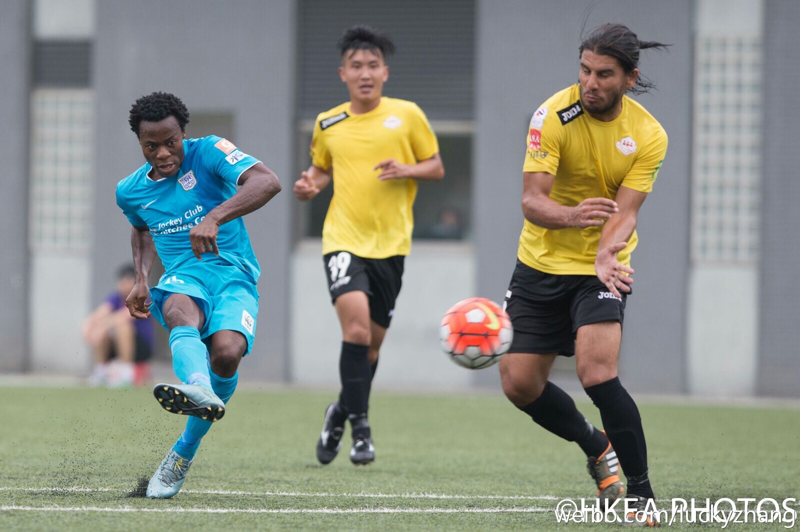 范志毅在广州踢过球吗,范志毅孙继海郑智