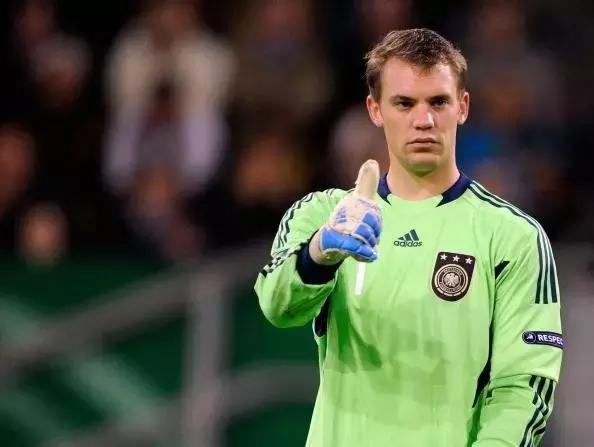 足球范er▏踢足球的男生，你值得拥有！