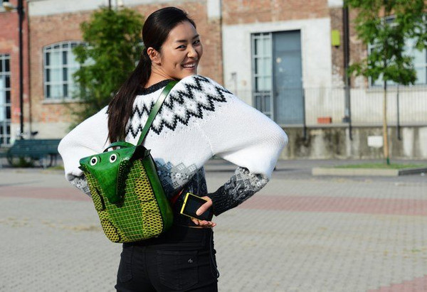 超级有质感的双肩包谁不爱,高颜值双肩包学生党必备