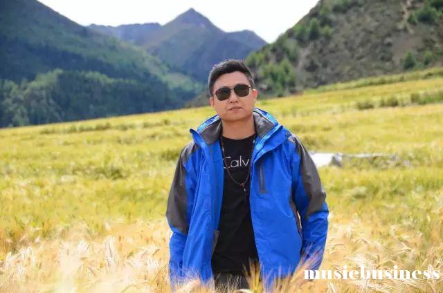 打破次元壁前往二次元你会干什么,当二次元闯入了三次元