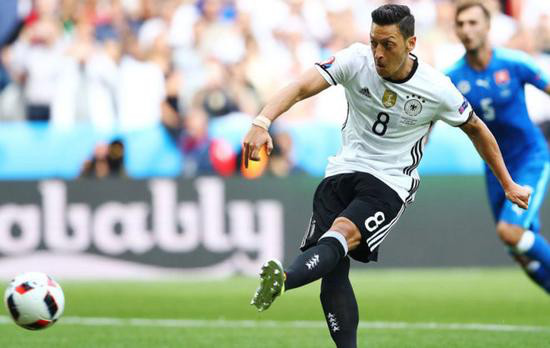 德国队教你穿球袜,德国队足球帅哥