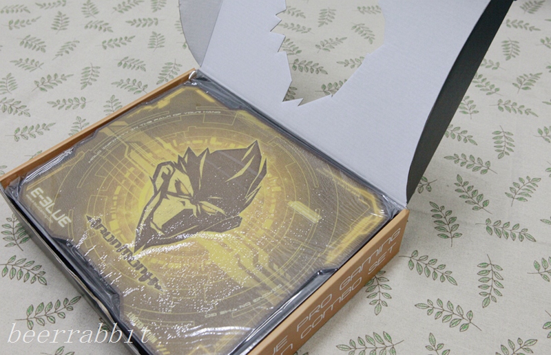 猴来踏露垫生金----宜博猴年纪念版鼠标套装评测