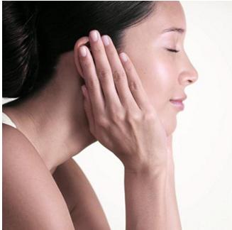 怎样让脸变得年轻饱满,脸颊太瘦如何让脸变得饱满一些