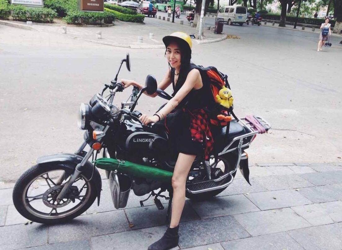 女生花1700改造破旧出租屋,90后女生独自租房改造毛坯房