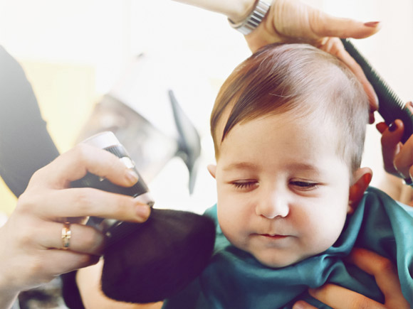 夏天再热也不要对宝宝做这3件事,天再冷也不要让宝宝这样睡觉