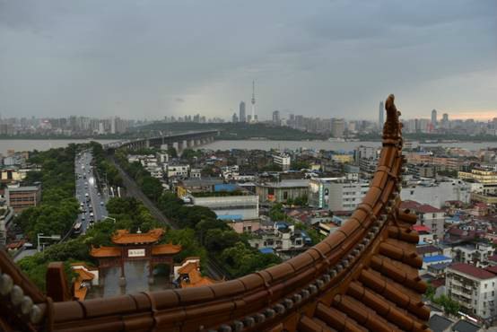 超多美图慎入！开神车，走丝路，这些不可思议的美景就在中国！