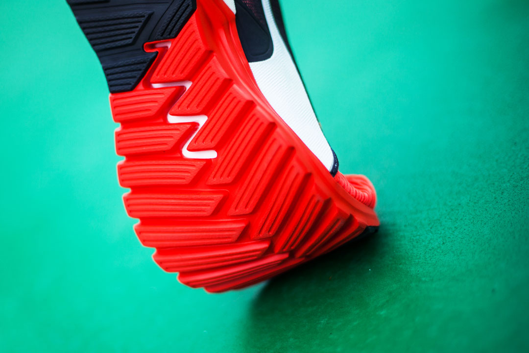 博尔特同款飞马跑鞋测评,闪电博尔特超燃