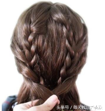 蜈蚣辫子编法大全简单又漂亮,儿童编发蜈蚣辫子详细图分解