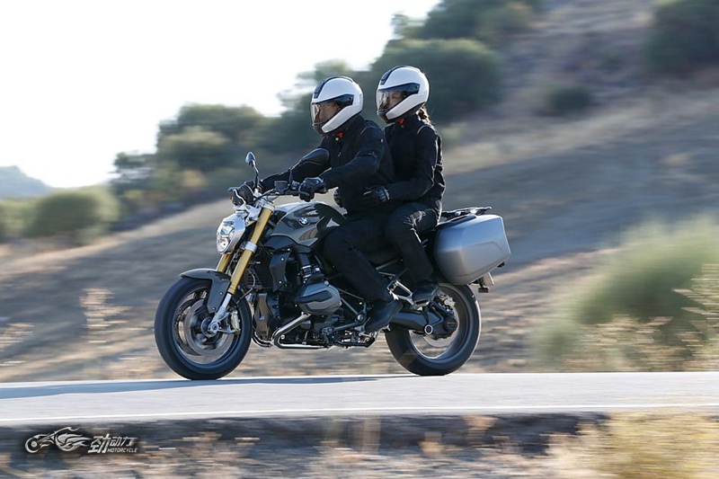 宝马r1200r多少钱,宝马r1200r测评