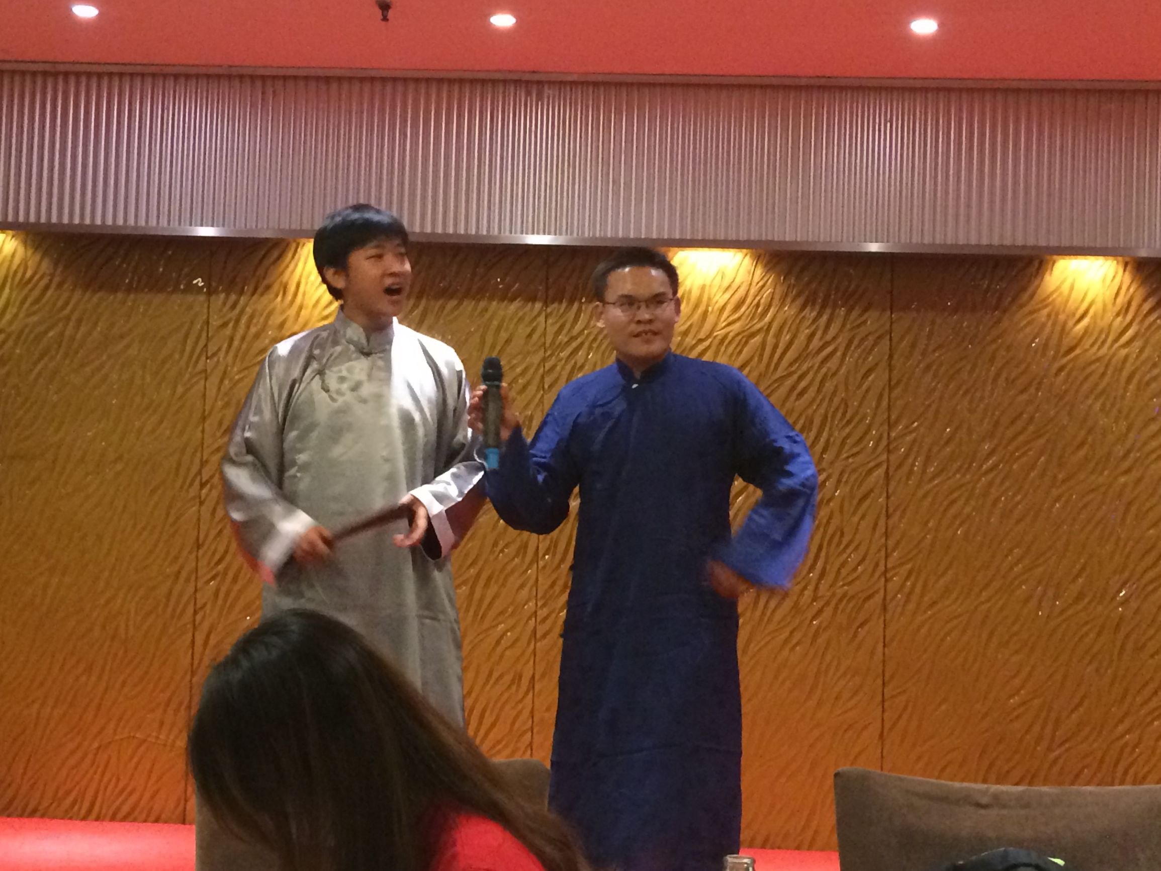 绿荫赛场战意浓和君学子情谊深--“梵恩诗杯”和君陕西足球赛