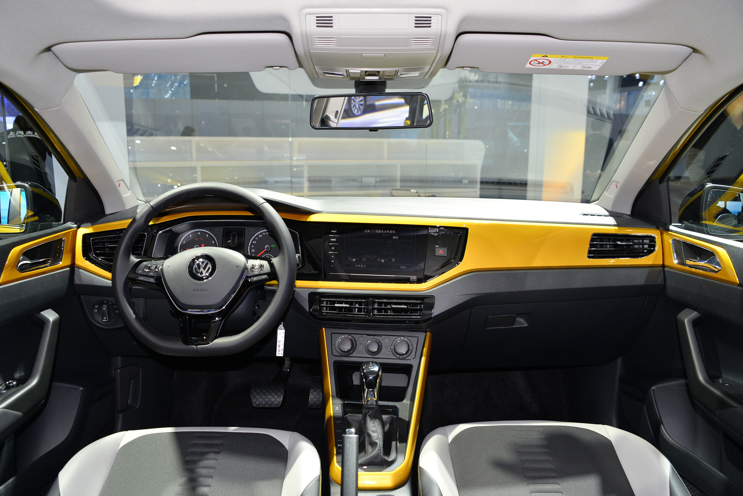 大众polo自动挡1.6报价及图片,大众polo2022款什么时候上市