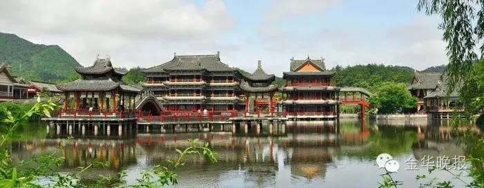 金华人的傲娇：快来测测你的身价值多少，小编邀你免费游横店