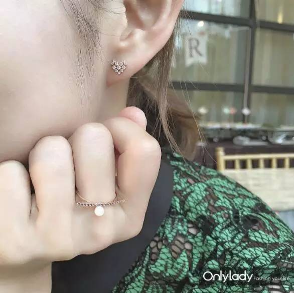 韩剧女主角同款耳坠,韩剧中的珠宝首饰