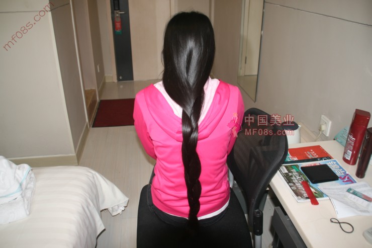 周润发早期经历,周润发1981年到2018