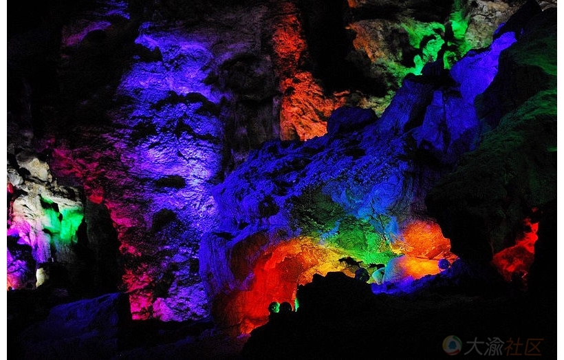 重庆周边10大神奇溶洞推荐凉快到要穿毛衣进去