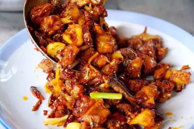 云南美食酸菜红豆猪脚,宾川县酸汤猪脚